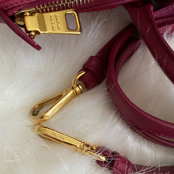 Prada Tessuto+Saffiano Bag - Picture 2 of 7